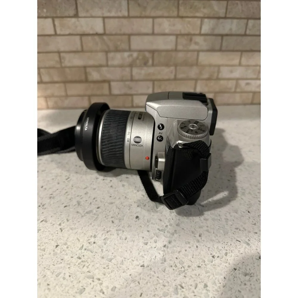 Minolta Maxxum 4‎ film camera with bag